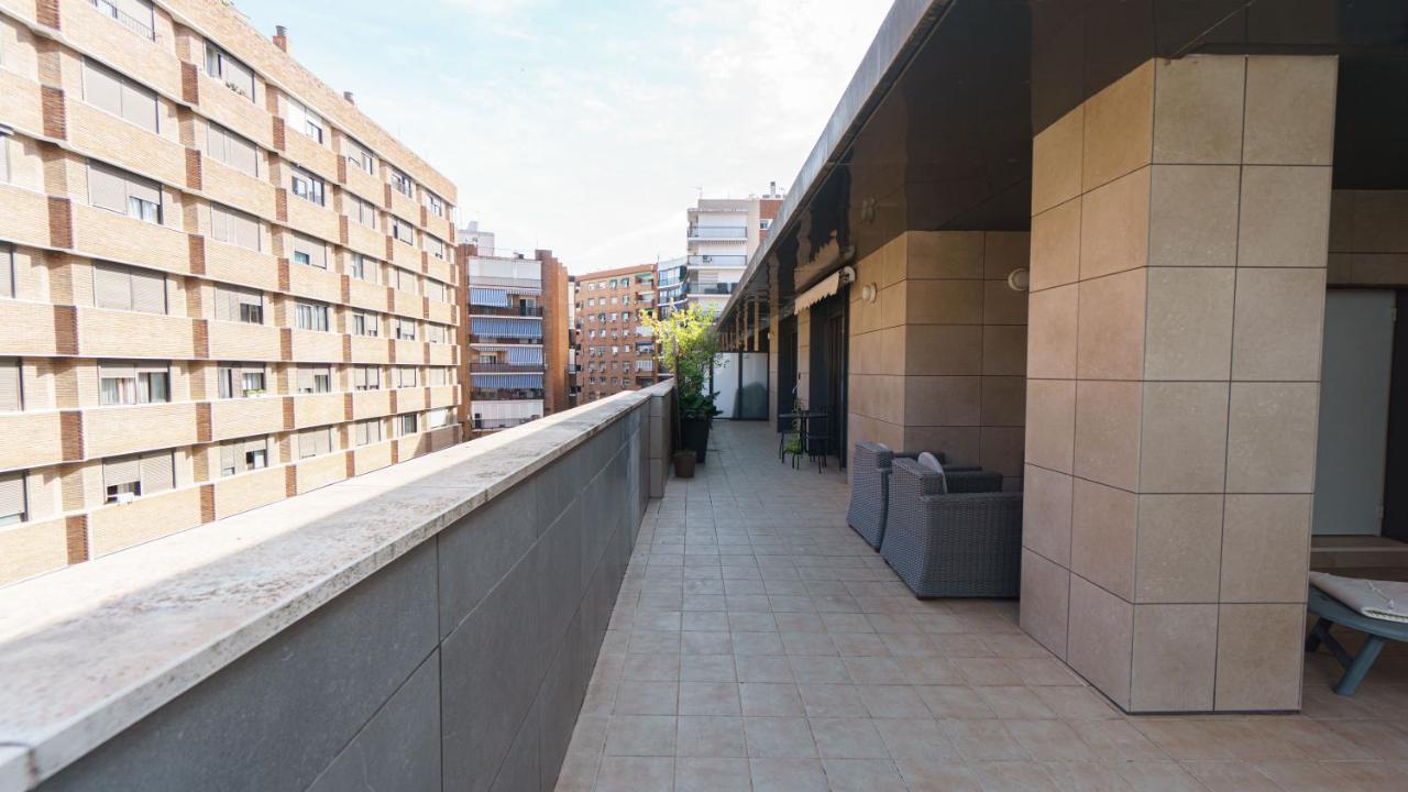 Rentalsevilla Coqueto Apartamento Con Terraza Privada Appartement